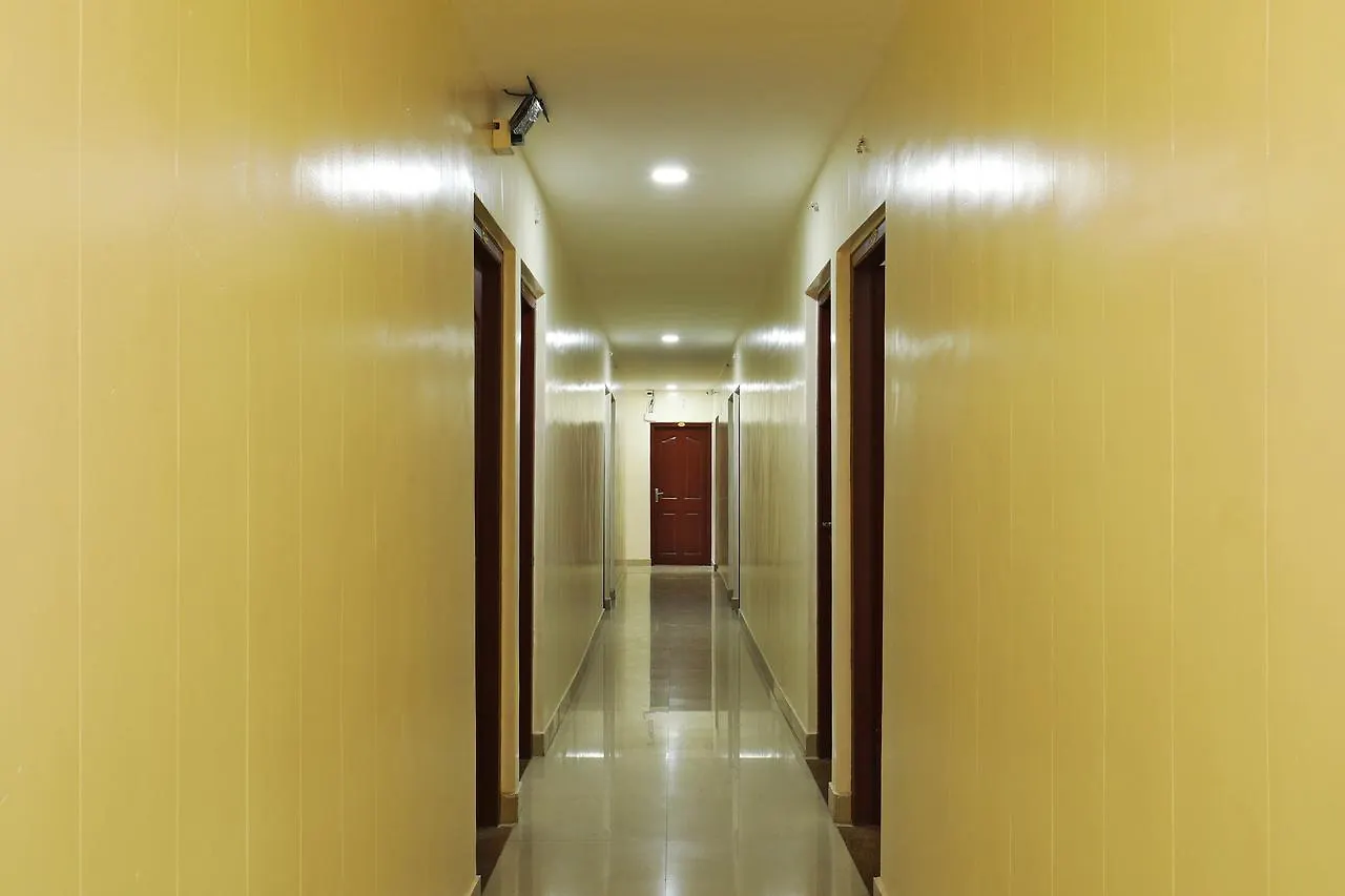 *** Hotel Oyo 6725 Palm Inn Alwaye India
